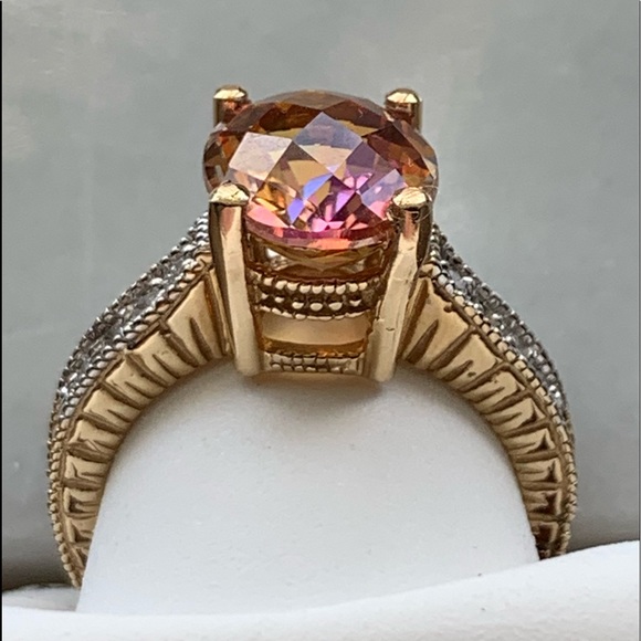 NEW 14KTT Oval Twilight Checker Board Topaz Ring